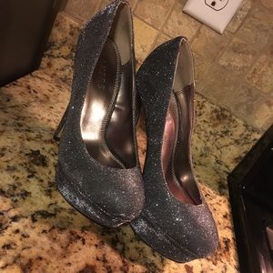 Bakers Shoes Size 5 never been worn.